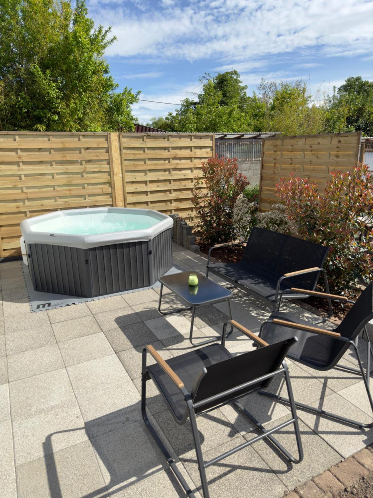 Gite Les Lilas, Centre Alsace, Avec Jacuzzi Mackenheim Exterior photo